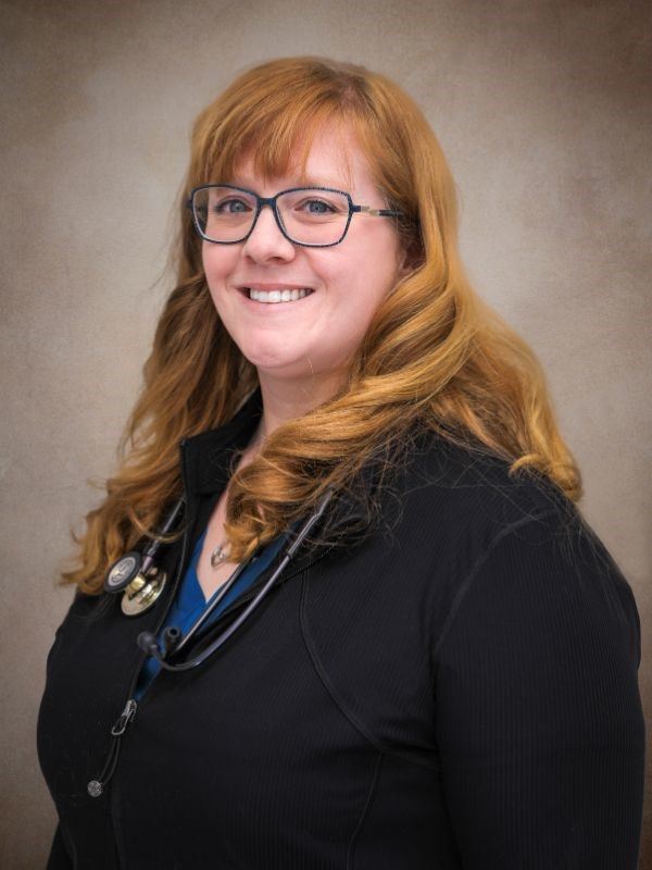 Dr. Amanda Estabrooks